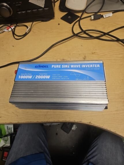 Giandel 1000w Pure Sine Wave Power Inverter 12v to AC 240v Converter